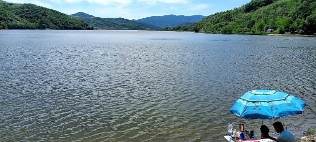 Jezero akcija0522m