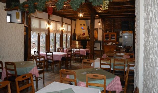 TavernaDjura02193