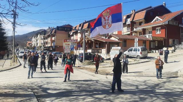 Brus protest070325a