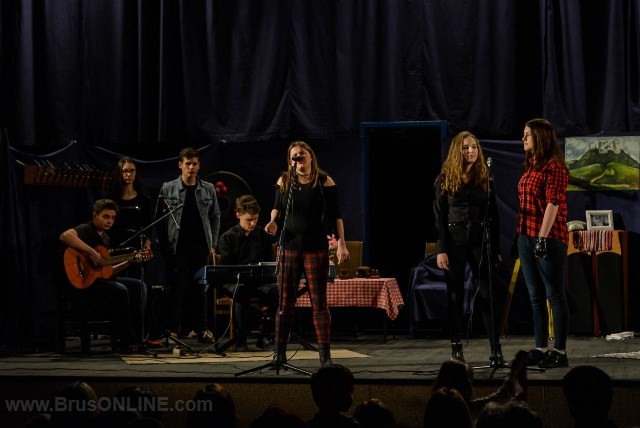 Hum koncert03194