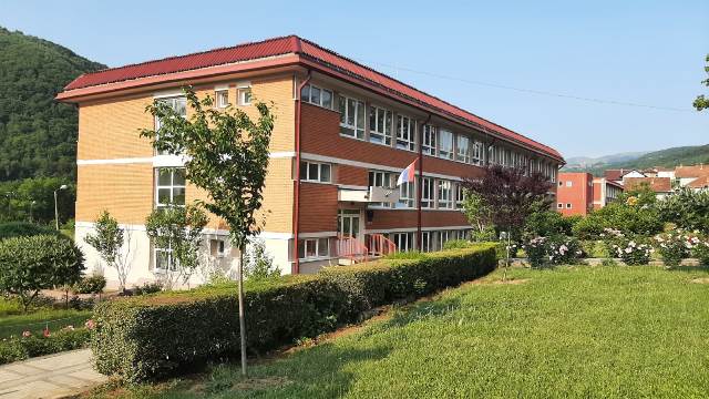SrednjaBrus 0625a