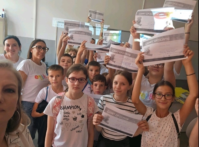 OsRazbojna kamp0824b