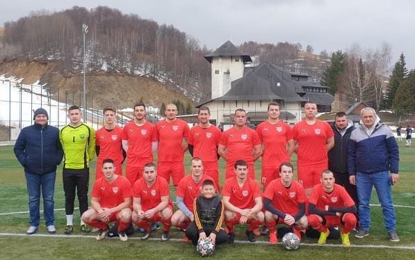 FkJezeroZlatari0322