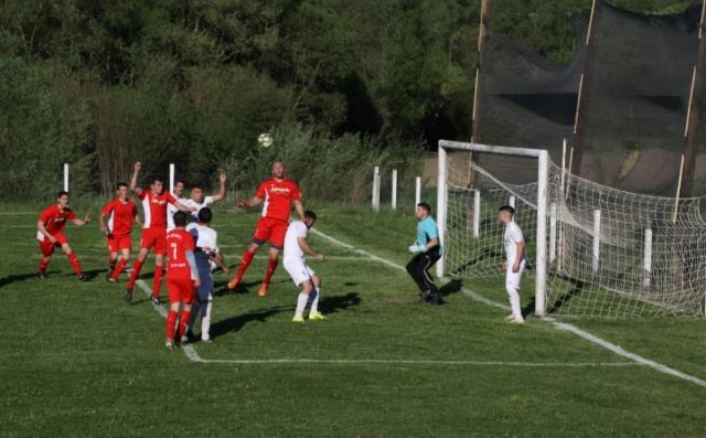FKJezero Zlatari0521