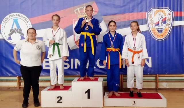 JkBrus AL030923b