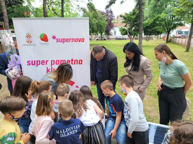 KV SupernovaPametnaklupa