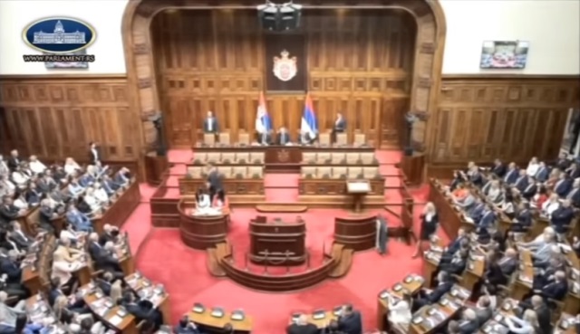 Parlament 0822YTa
