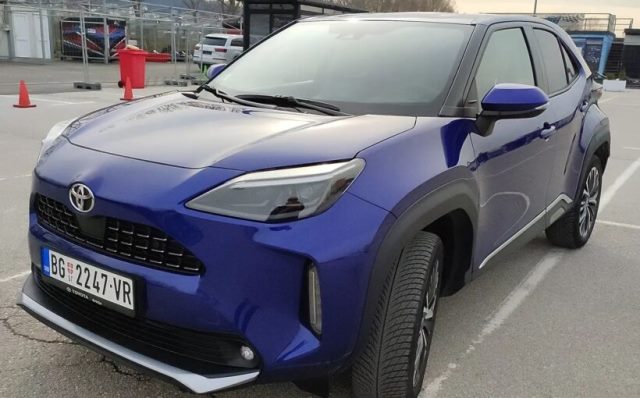 PlumRace ToyotaYarisCross0322a